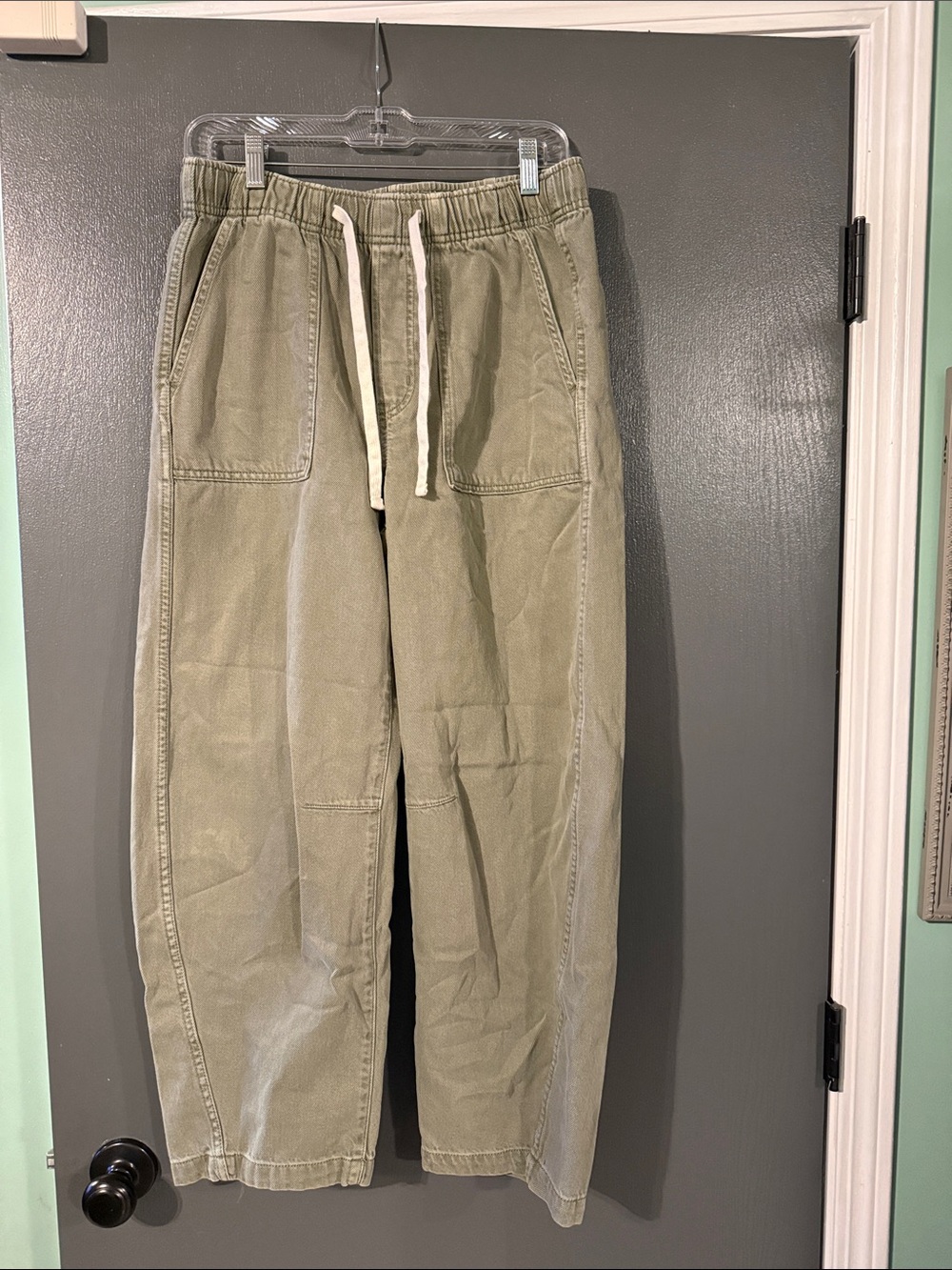 GAP Men's Olive Drawstring Cargo Joggers